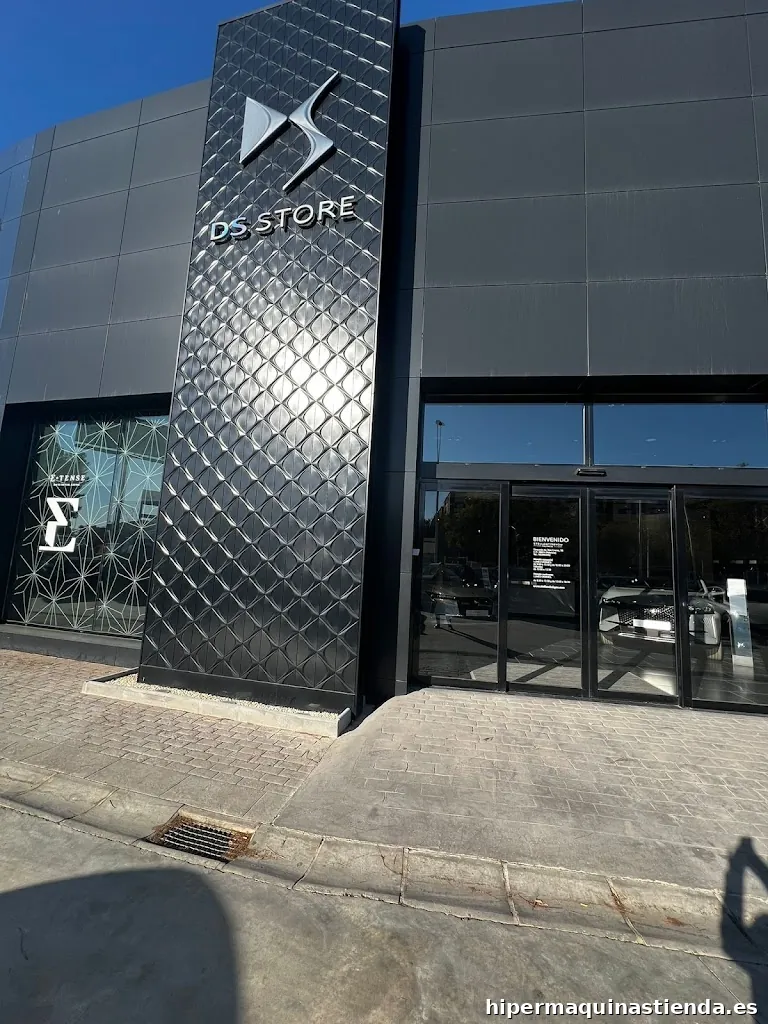 DS STORE VALENCIA TRES CRUCES