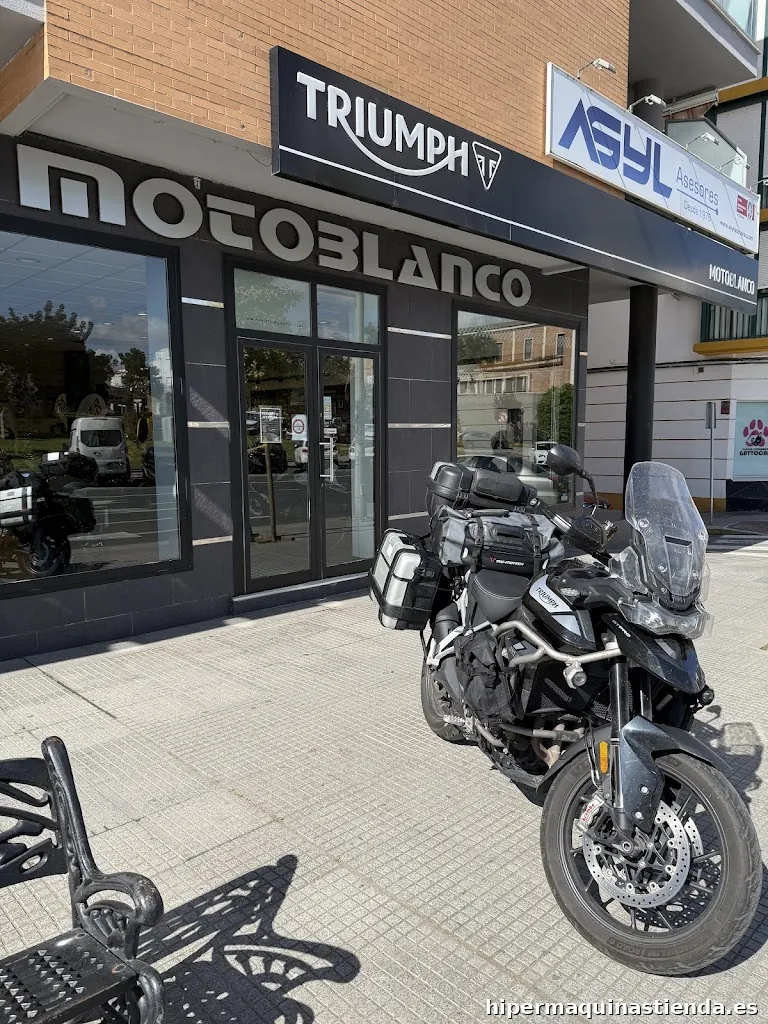 Triumph Huelva Motoblanco