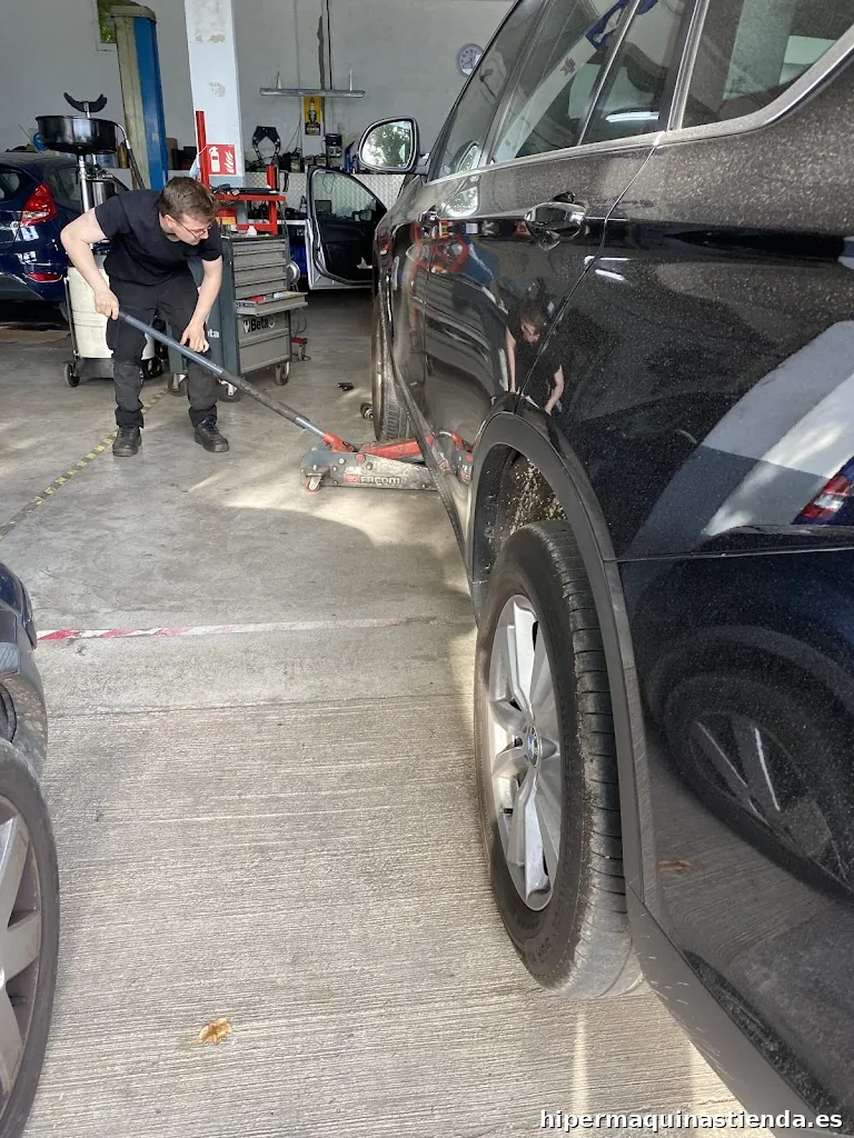 Taller Tòfol Martí c.b