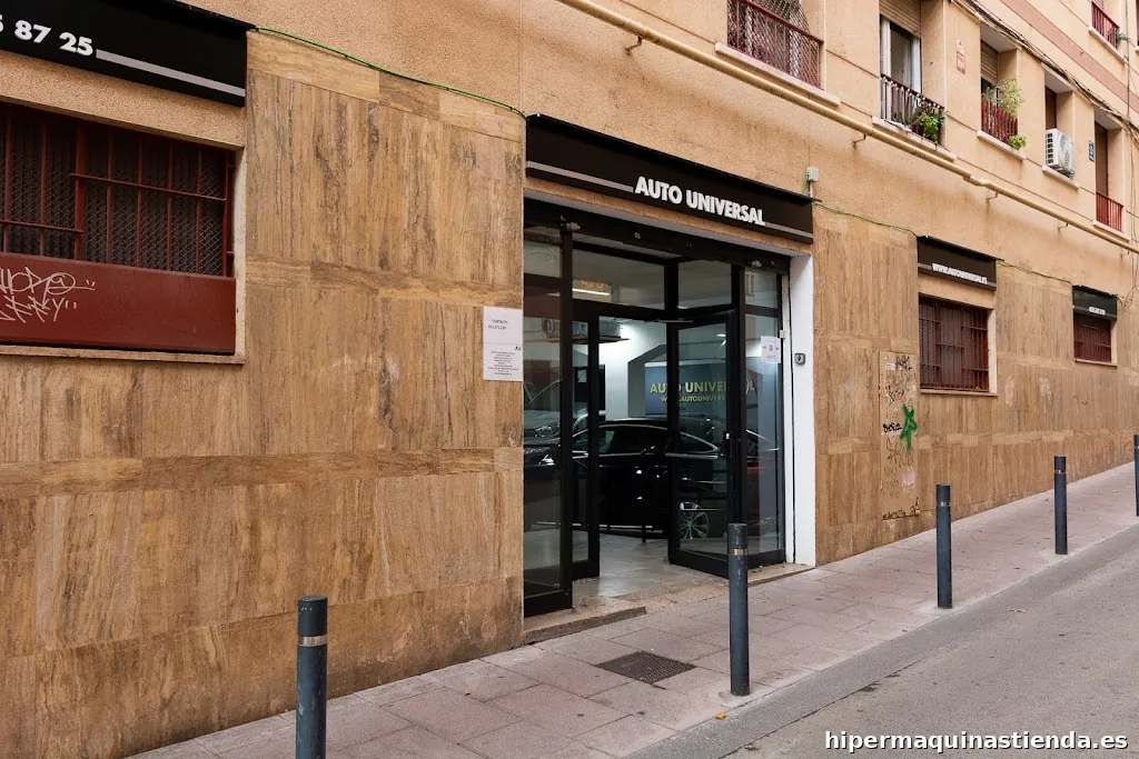 AUTO UNIVERSAL