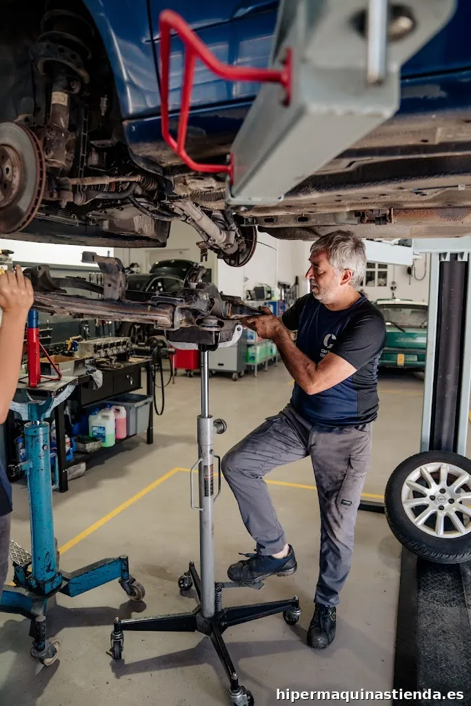 Carreras Center - Taller mecánico
