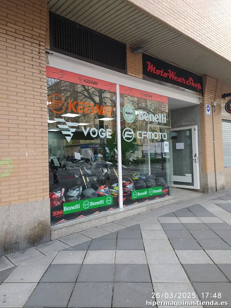 Moto Wear Shop Salamanca - Punto de venta Oficial Voge, Benelli, Keeway y CF Moto