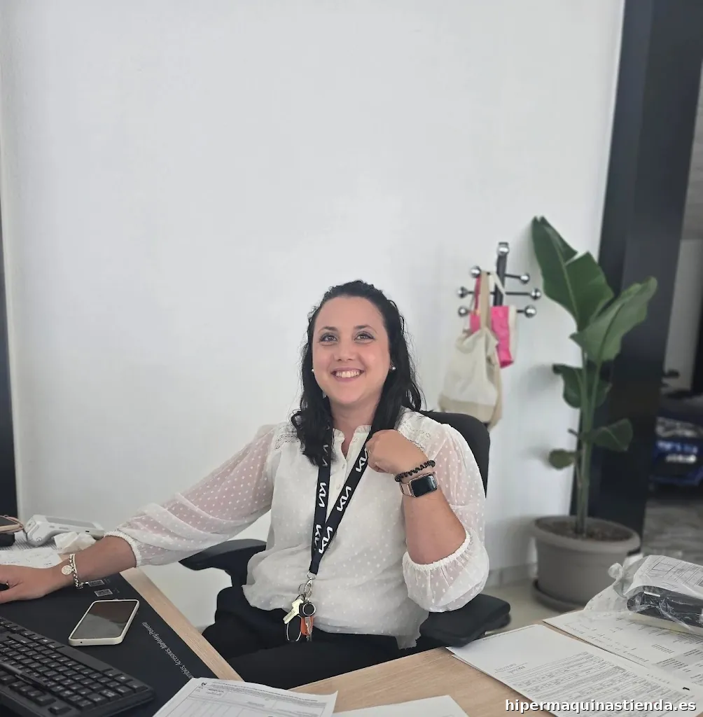 NATALIA AYALA - ALVAGO MOTORS